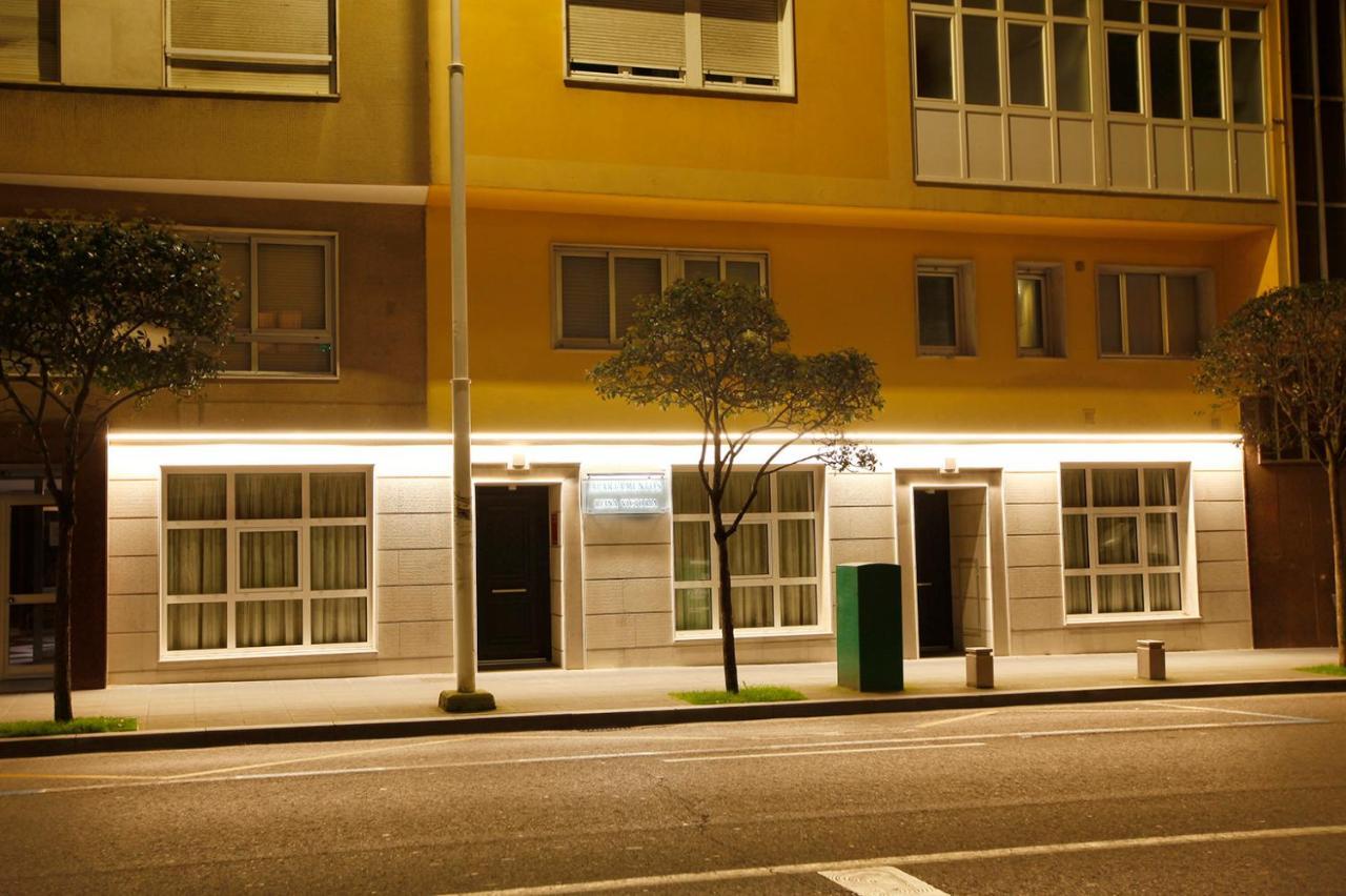 Apartamentos Reina Victoria Santander Exterior foto